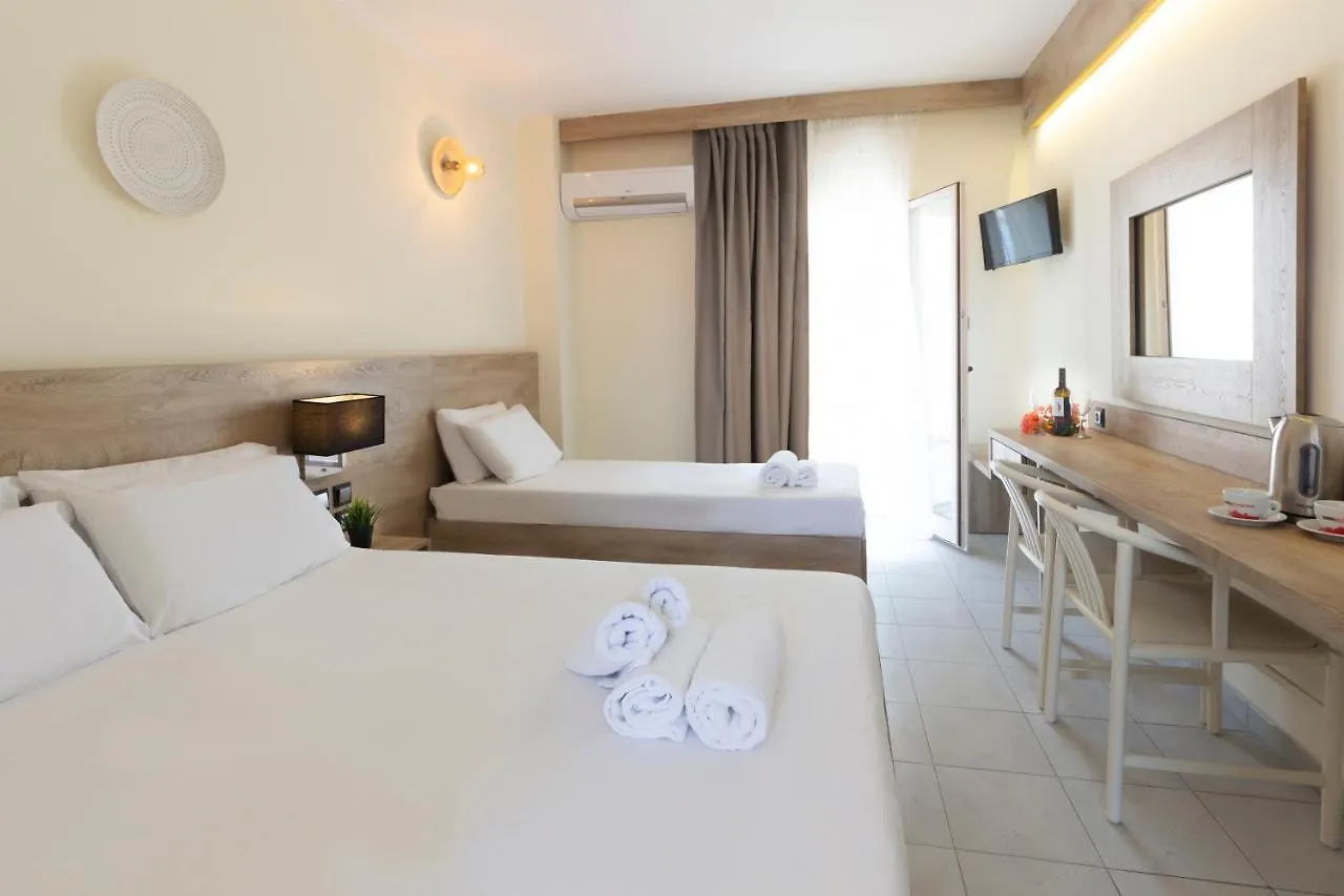 Hotel Odysseas Polychrono